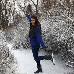 Meet your Posher, Leinee